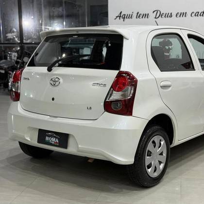 TOYOTA ETIOS 1.3 X 16V FLEX 4P MANUAL